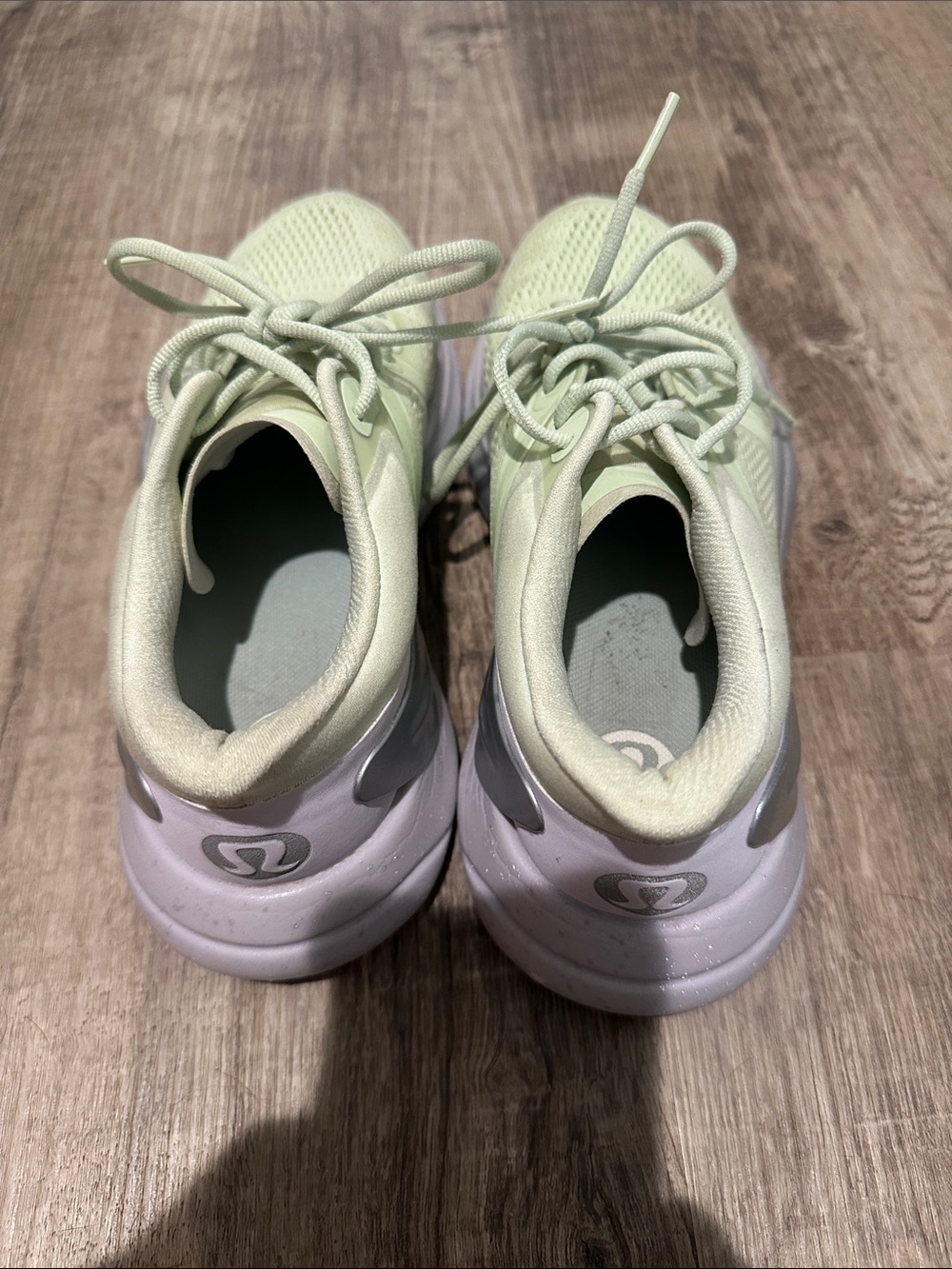 Lululemon running shoes - Picture 3 of 6